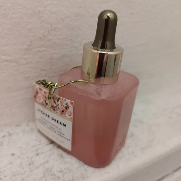 Sand + Fog Lychee Dream Perfume Oil - Picture 3 of 4